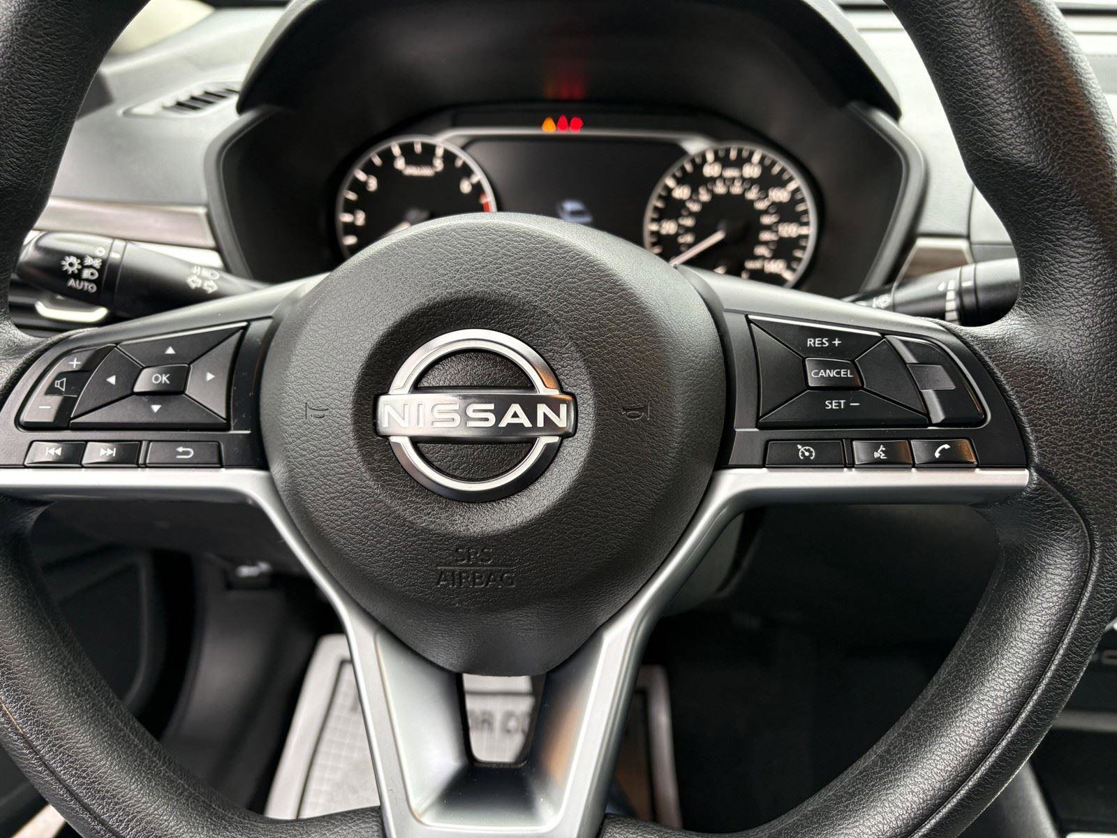 Used 2024 Nissan Altima 2.5 SV image 17