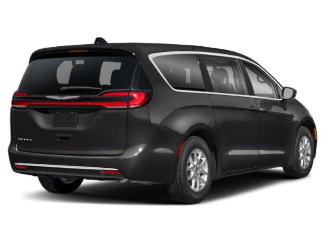 Used 2025 Chrysler Pacifica Select AWD/4WD image 3