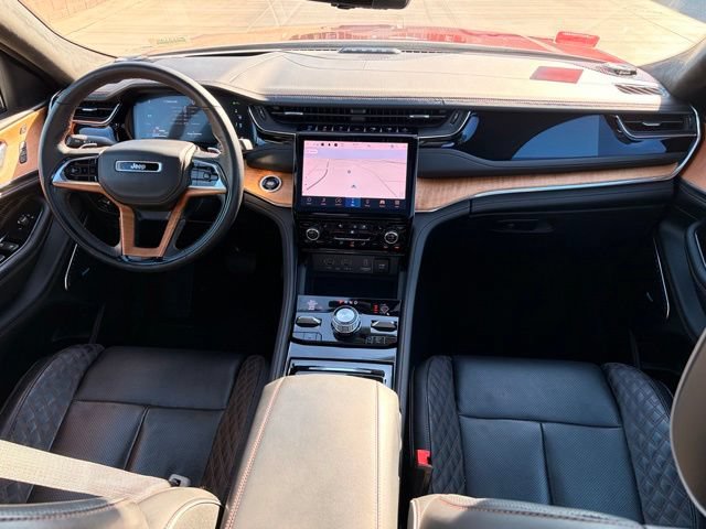 Used 2023 Jeep Grand Cherokee Summit AWD/4WD image 14