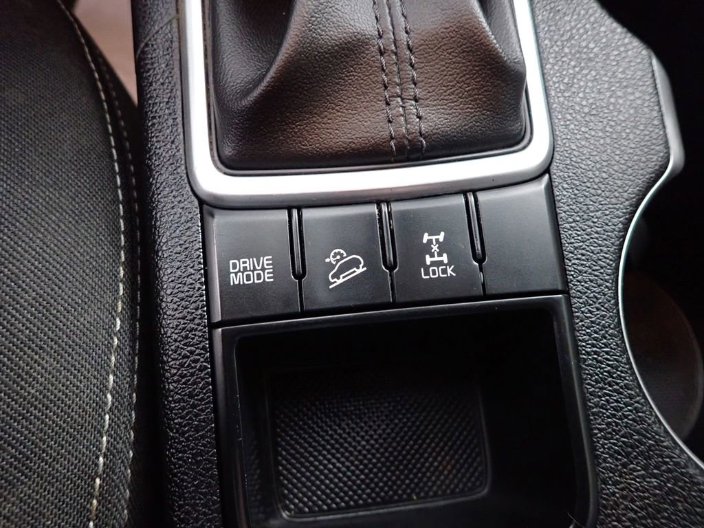 Used 2020 Kia Sportage LX image 5