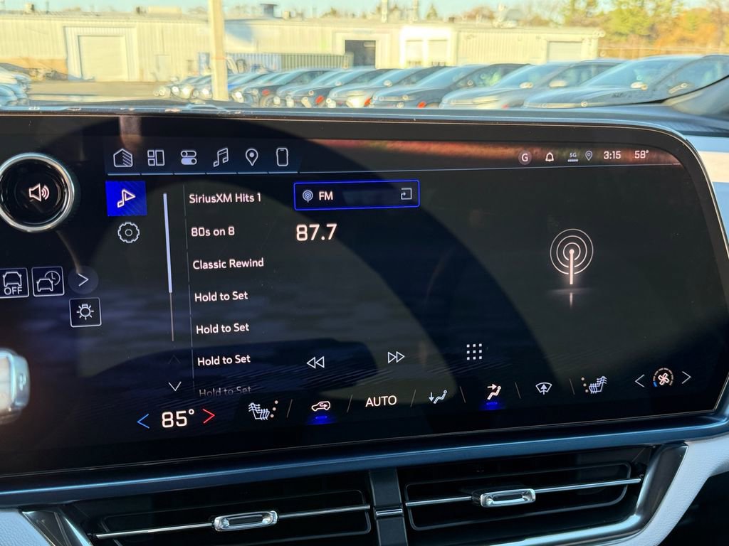 New 2026 Chevrolet Equinox EV LT image 16