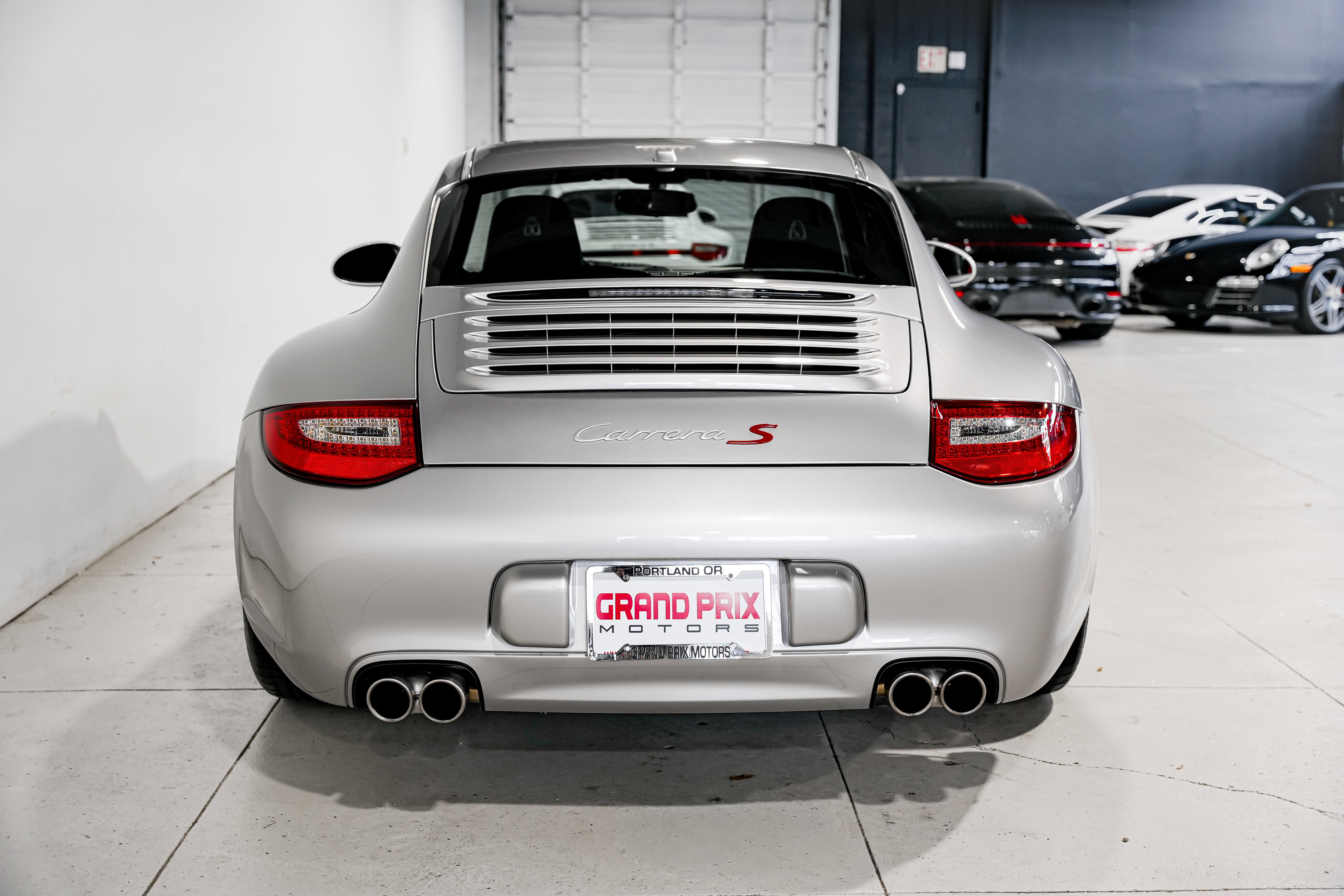 Used 2010 Porsche 911 Carrera S image 5