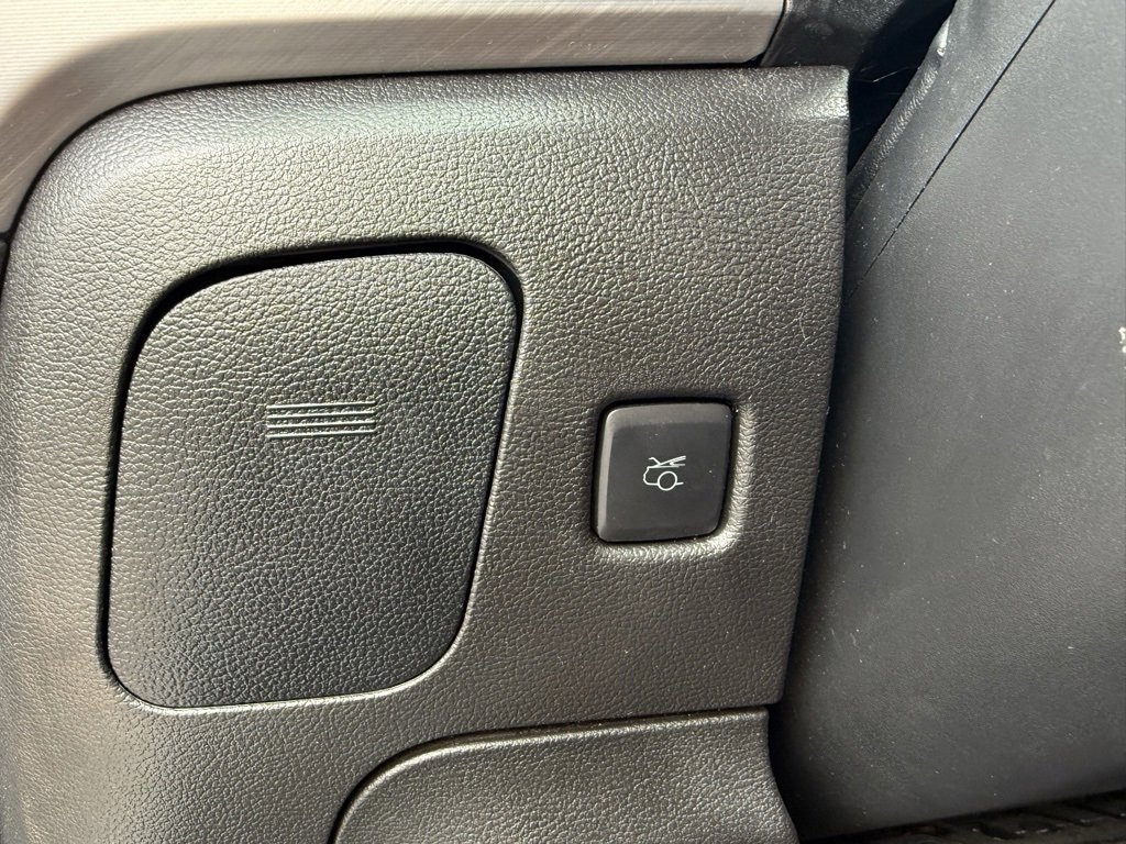 Used 2023 Ford Mustang Premium image 46