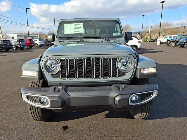 New 2026 Jeep Gladiator Sport image 2