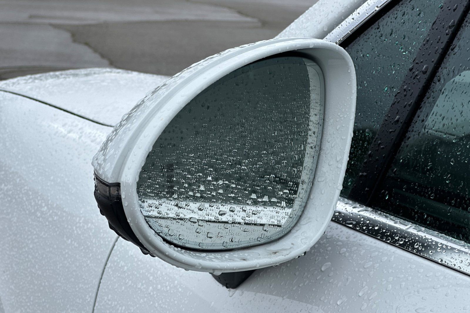 Used 2024 Porsche Cayenne image 54