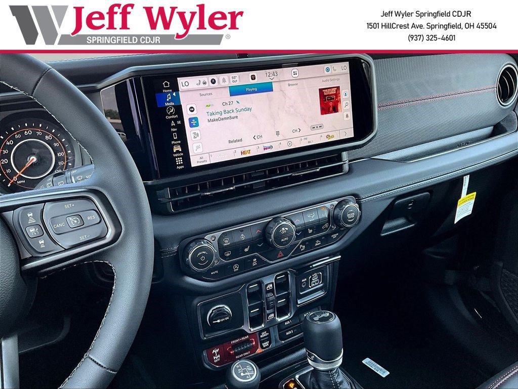 New 2027 Jeep Wrangler Unlimited Rubicon AWD/4WD image 12