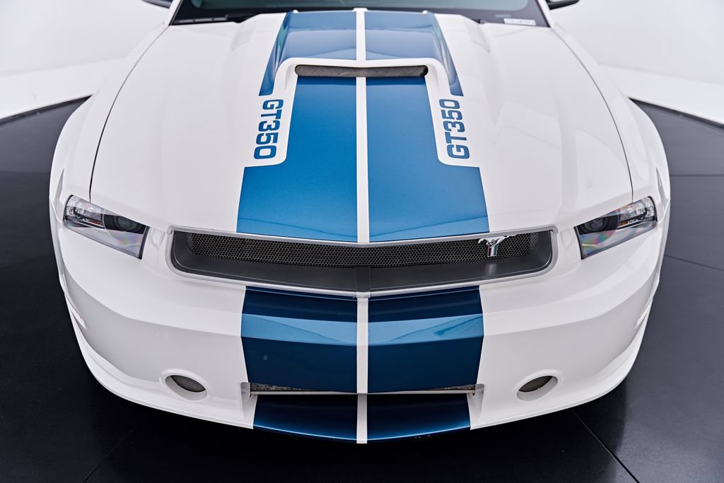 Used 2011 Ford Mustang GT Premium w/ Electronics Pkg RWD image 19