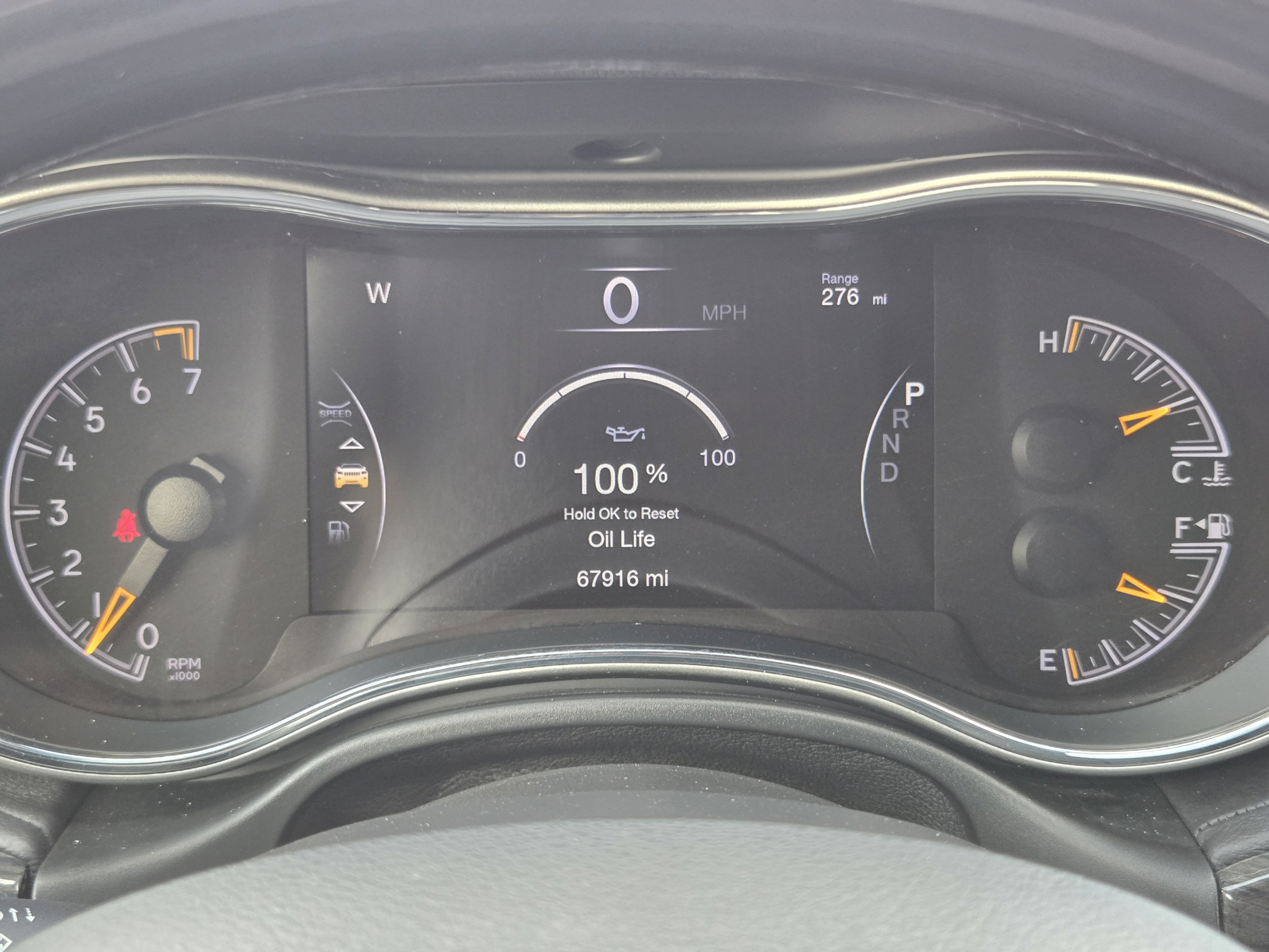 Used 2020 Jeep Grand Cherokee Overland RWD image 12