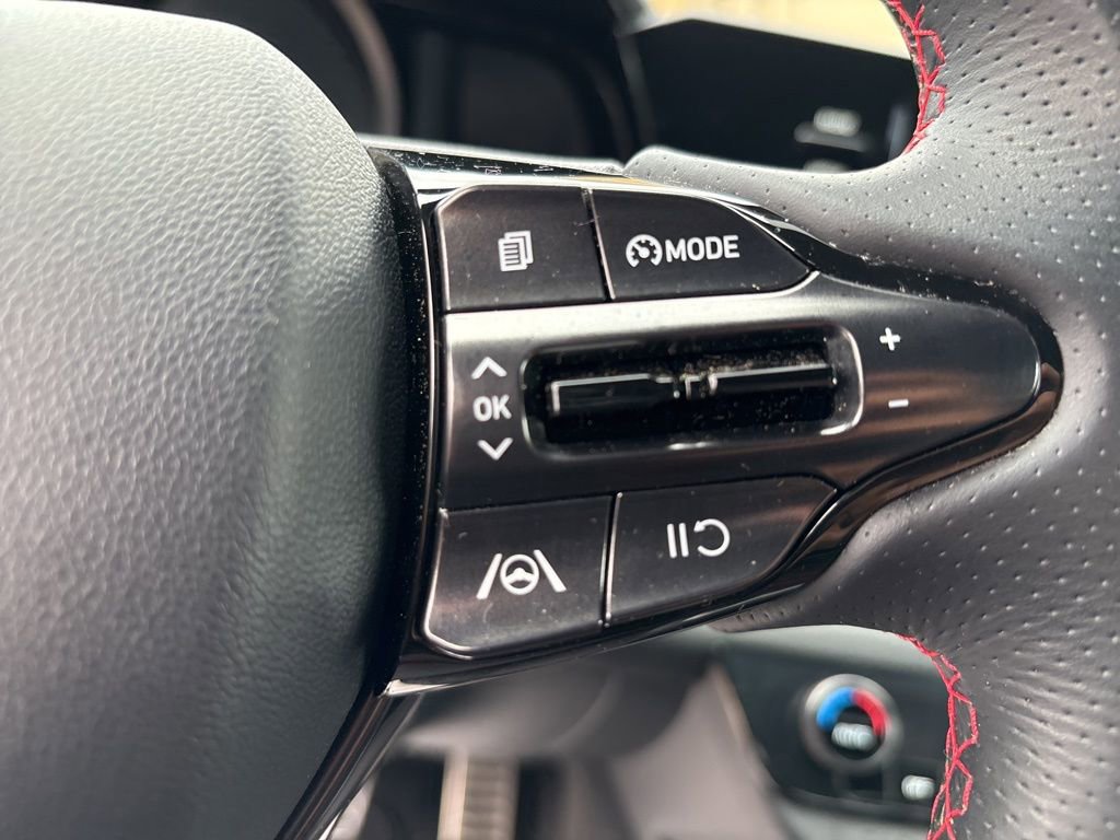 Used 2022 Hyundai Elantra N Line image 18