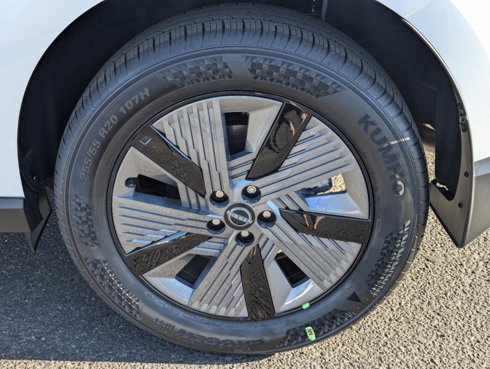 New 2025 Nissan Murano SL image 9