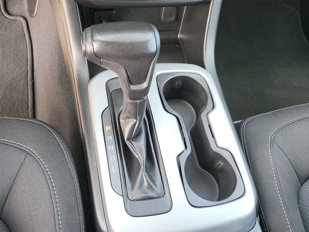 Used 2021 Chevrolet Colorado LT w/ Safety Package RWD image 8