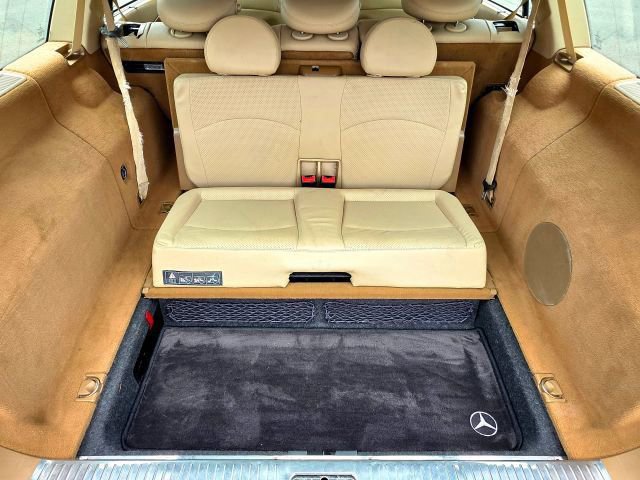 Used 2009 Mercedes-Benz E 350 4MATIC Wagon image 38