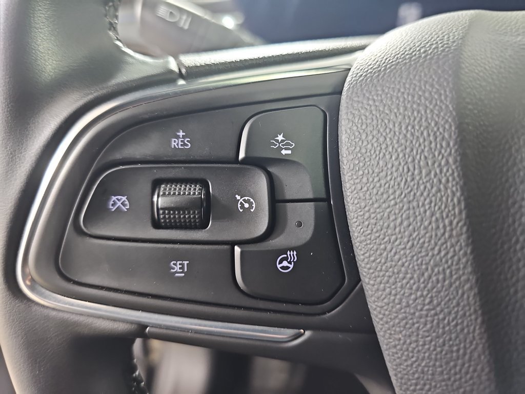 Used 2024 Buick Envista Sport Touring w/ Convenience I Package FWD image 22