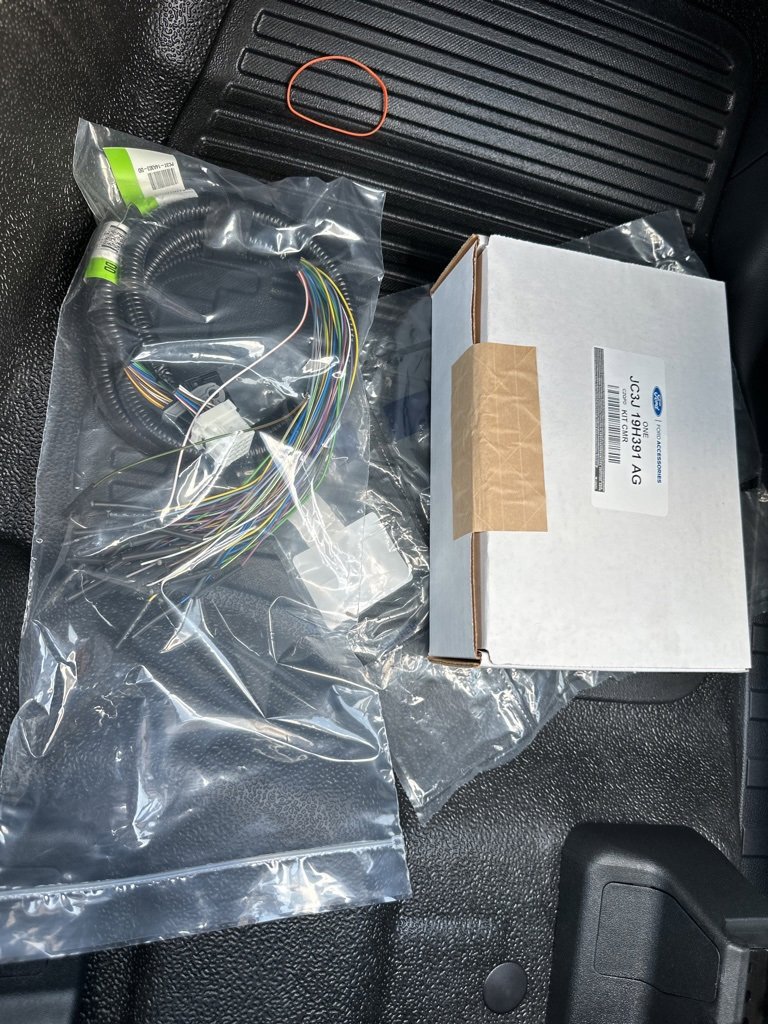 Used 2024 Ford F550 4x4 SuperCab Super Duty image 16