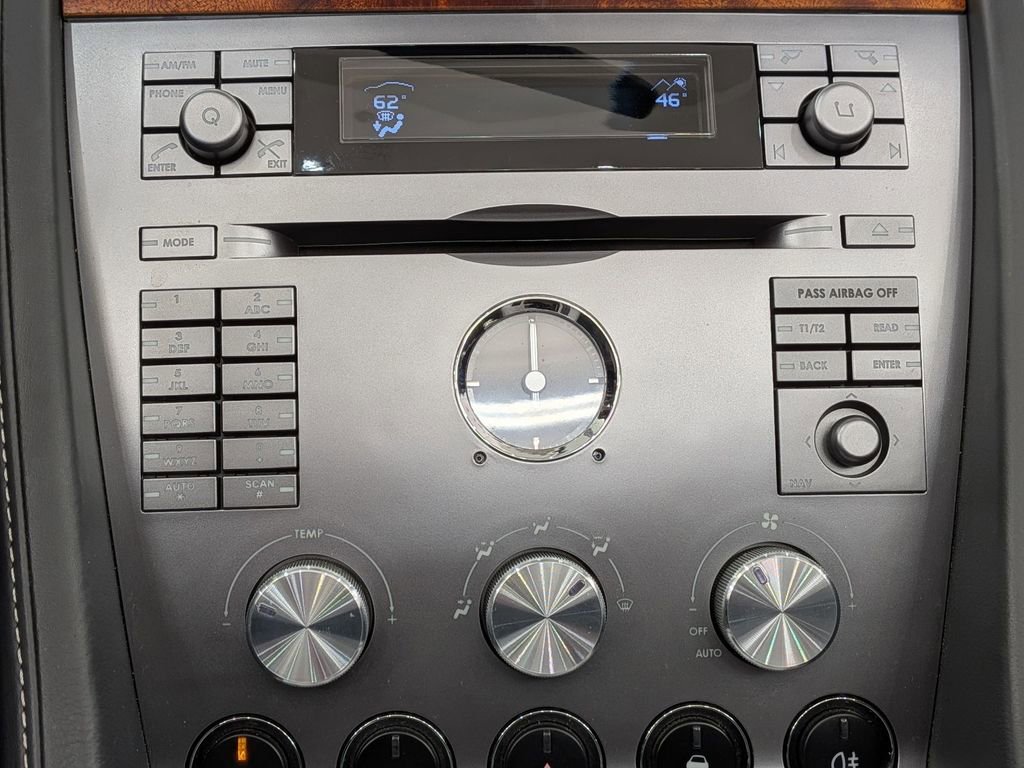 Used 2008 Aston Martin DB9 Volante image 27