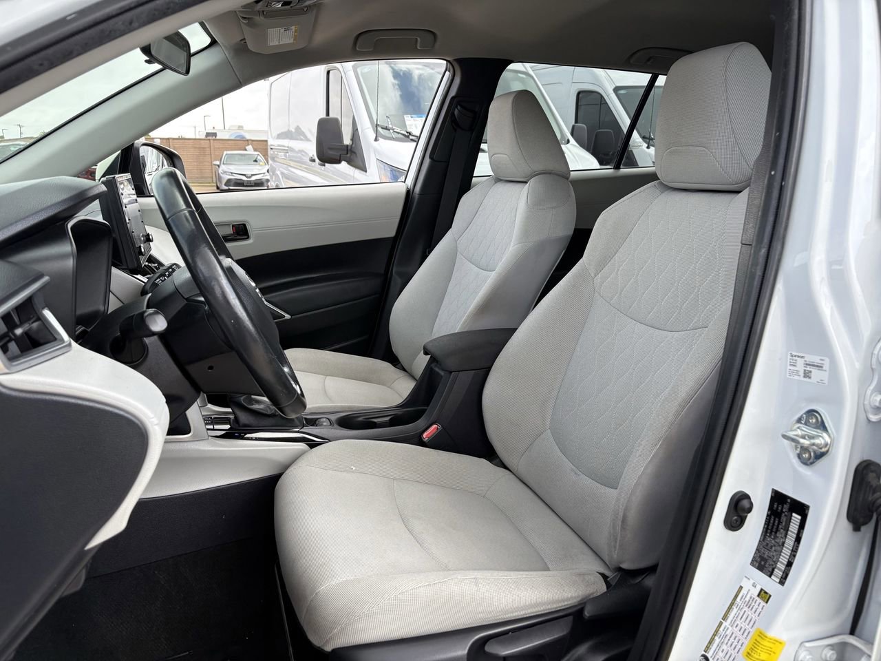 Used 2022 Toyota Corolla Cross LE image 25