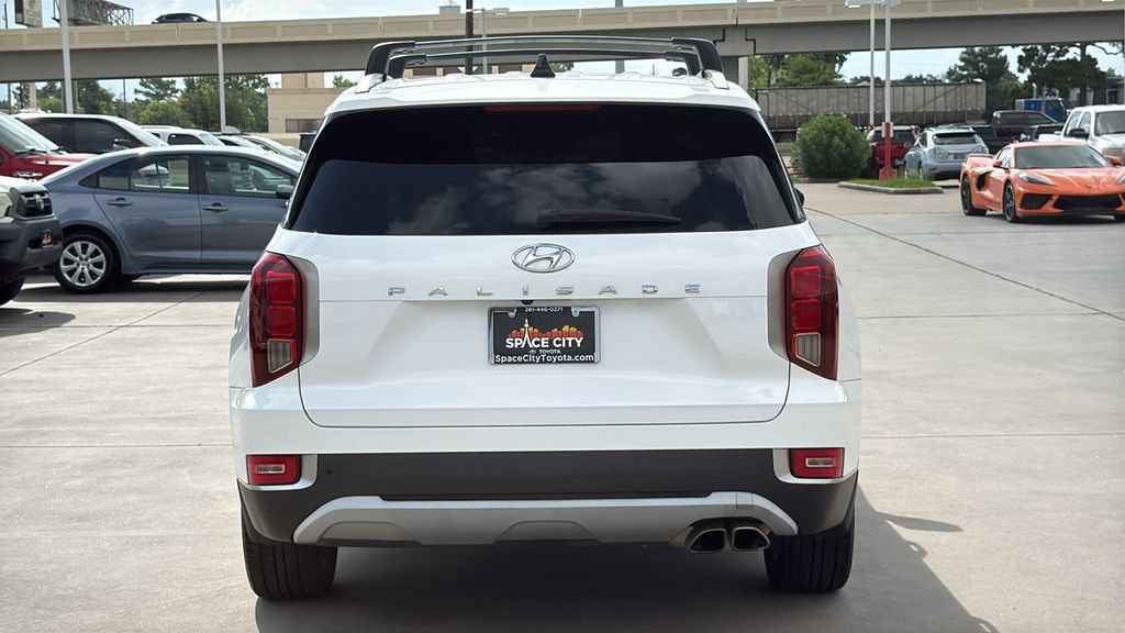 Used 2022 Hyundai Palisade SEL w/ 8P Bench Seat Package FWD image 4