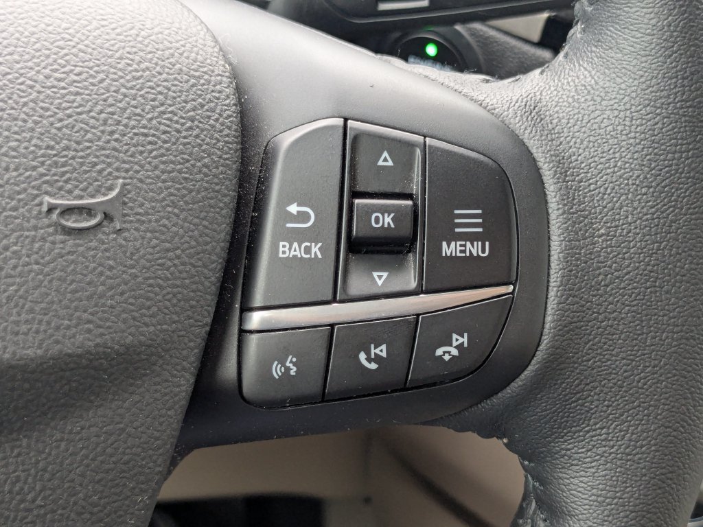 Used 2020 Ford Escape SE Sport FWD image 33