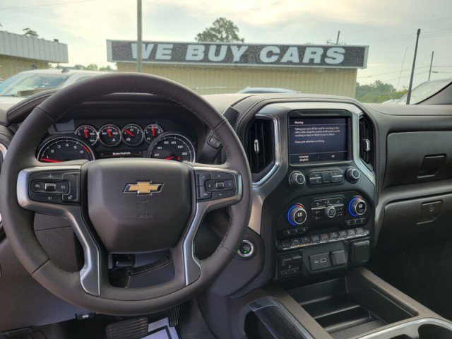 Used 2022 Chevrolet Silverado 1500 LTZ image 9