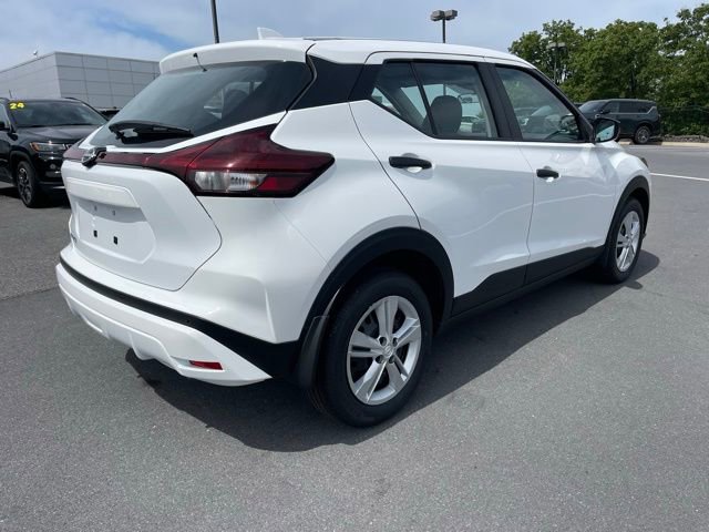 New 2025 Nissan Kicks Play S image 5