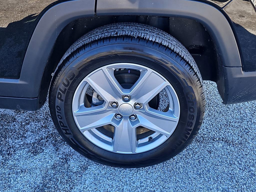 Used 2022 Jeep Compass Latitude w/ Convenience Group image 8