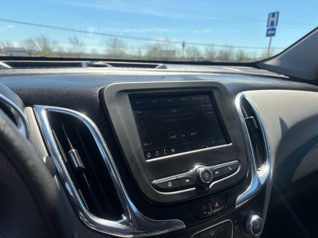 Used 2023 Chevrolet Equinox LT AWD/4WD image 18