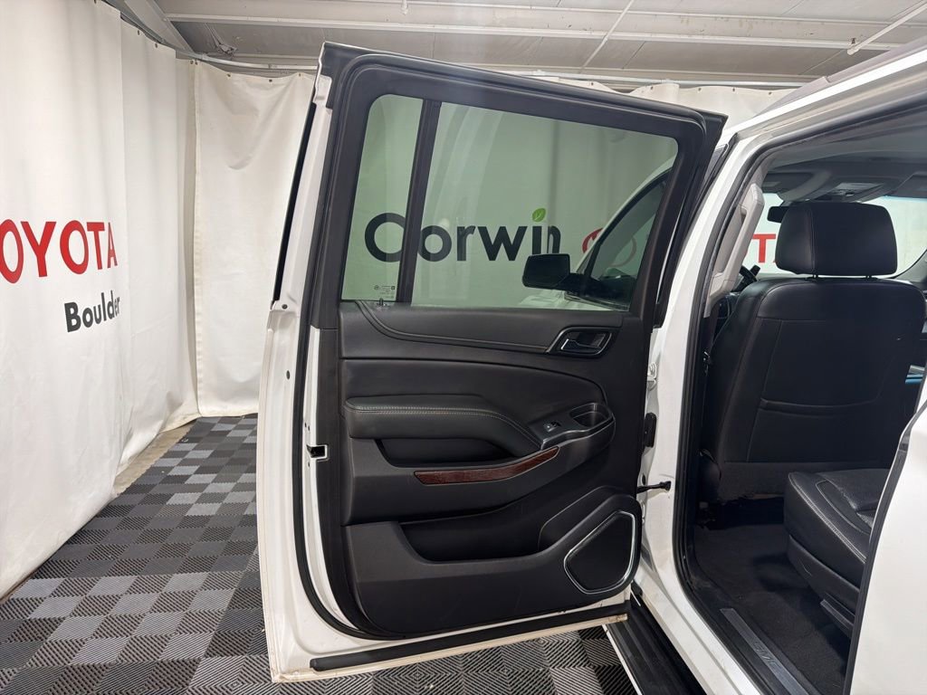 Used 2020 GMC Yukon XL SLT AWD/4WD image 19