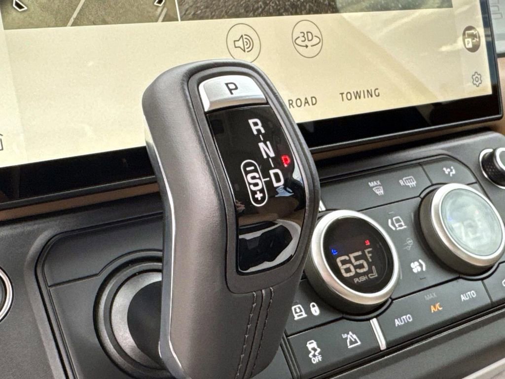 New 2026 Land Rover Defender 130 S image 27