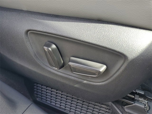 Used 2024 Toyota Sienna XLE image 35