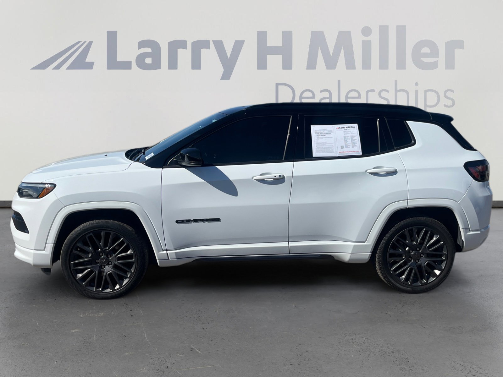 Used 2022 Jeep Compass High Altitude image 2