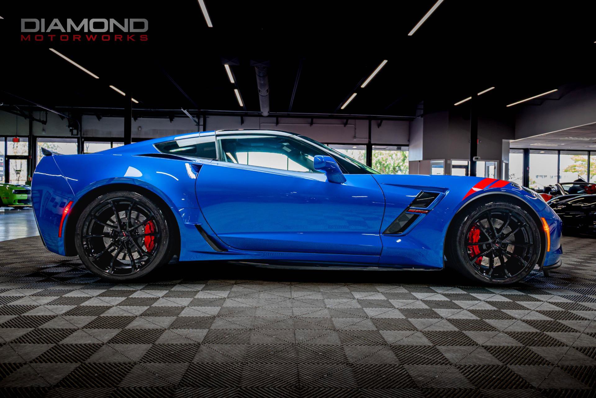 Used 2019 Chevrolet Corvette Grand Sport w/ Carbon Flash Badge Package image 32