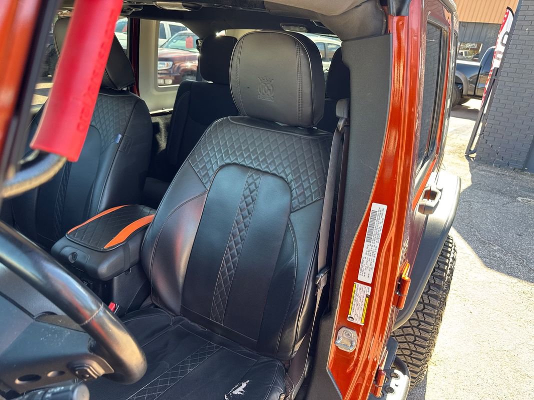Used 2014 Jeep Wrangler Unlimited Rubicon w/ Connectivity Group AWD/4WD image 12
