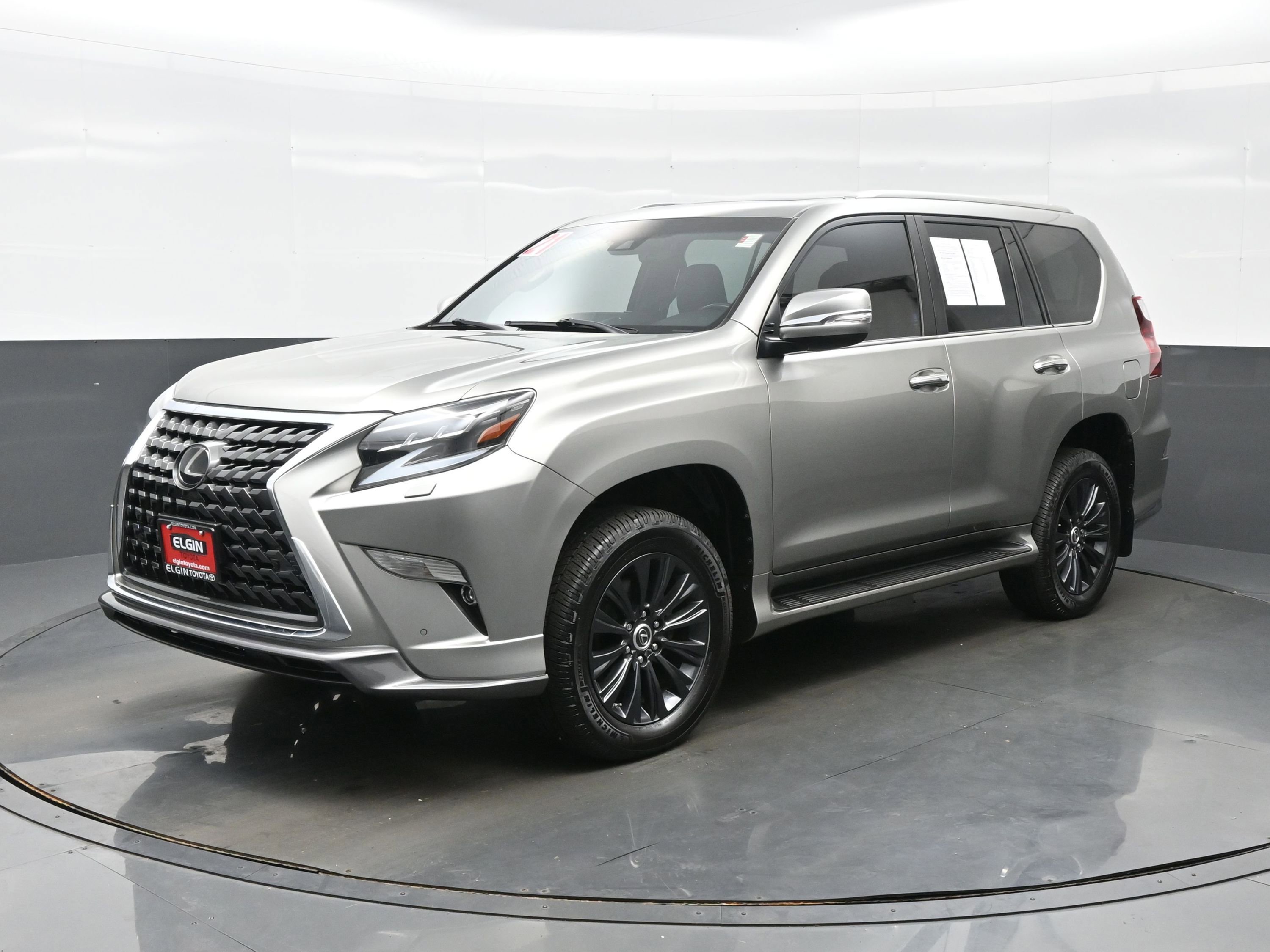 Used 2021 Lexus GX 460 Premium w/ Accessory Package AWD/4WD image 2
