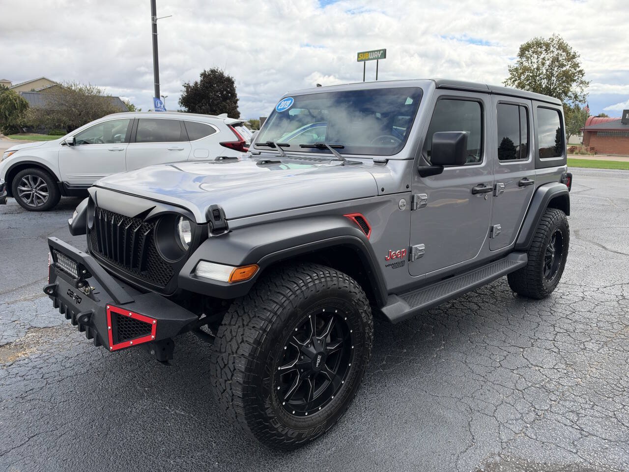 Used 2019 Jeep Wrangler Unlimited Sport S AWD/4WD image 3