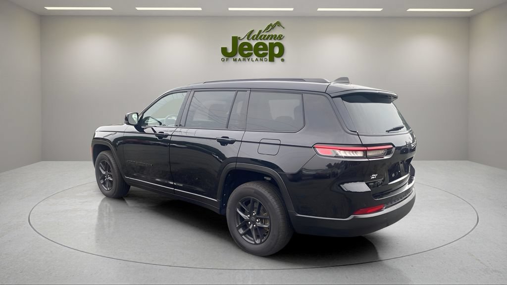 Used 2022 Jeep Grand Cherokee L Laredo AWD/4WD image 5