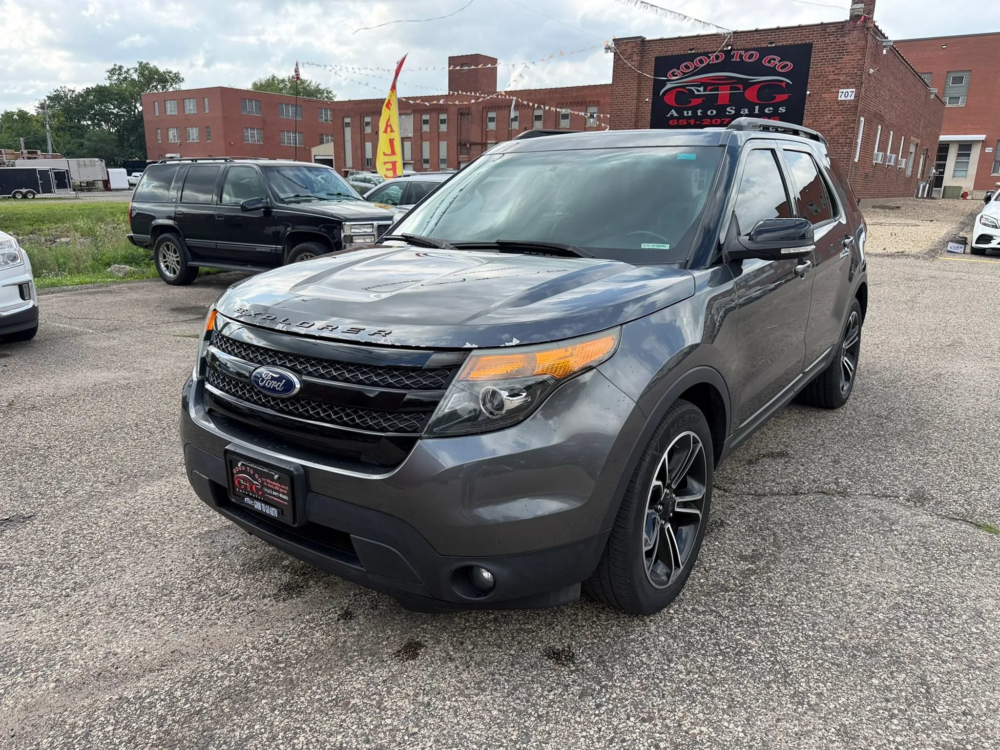Used 2015 Ford Explorer Sport AWD/4WD image 2