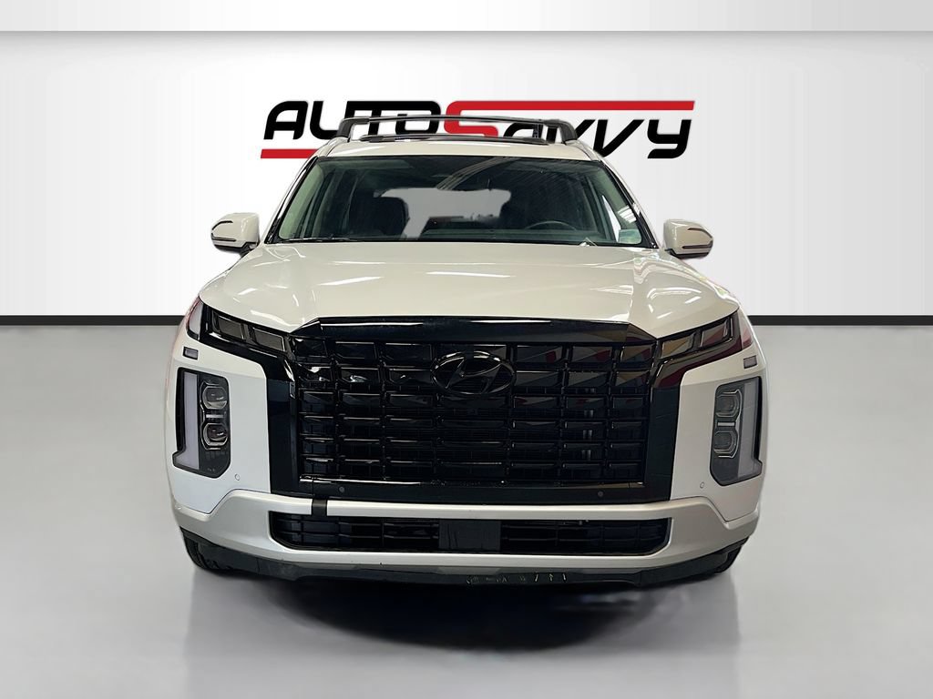 Used 2023 Hyundai Palisade SEL w/ Premium Package AWD/4WD image 2