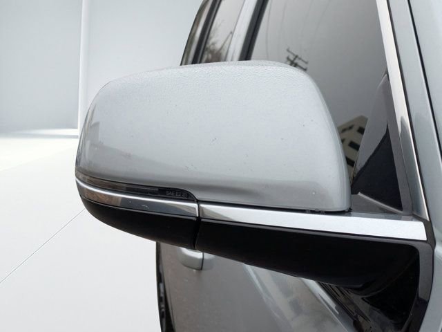 Used 2022 Jeep Wagoneer Series III w/ Flexible Seating Group image 10