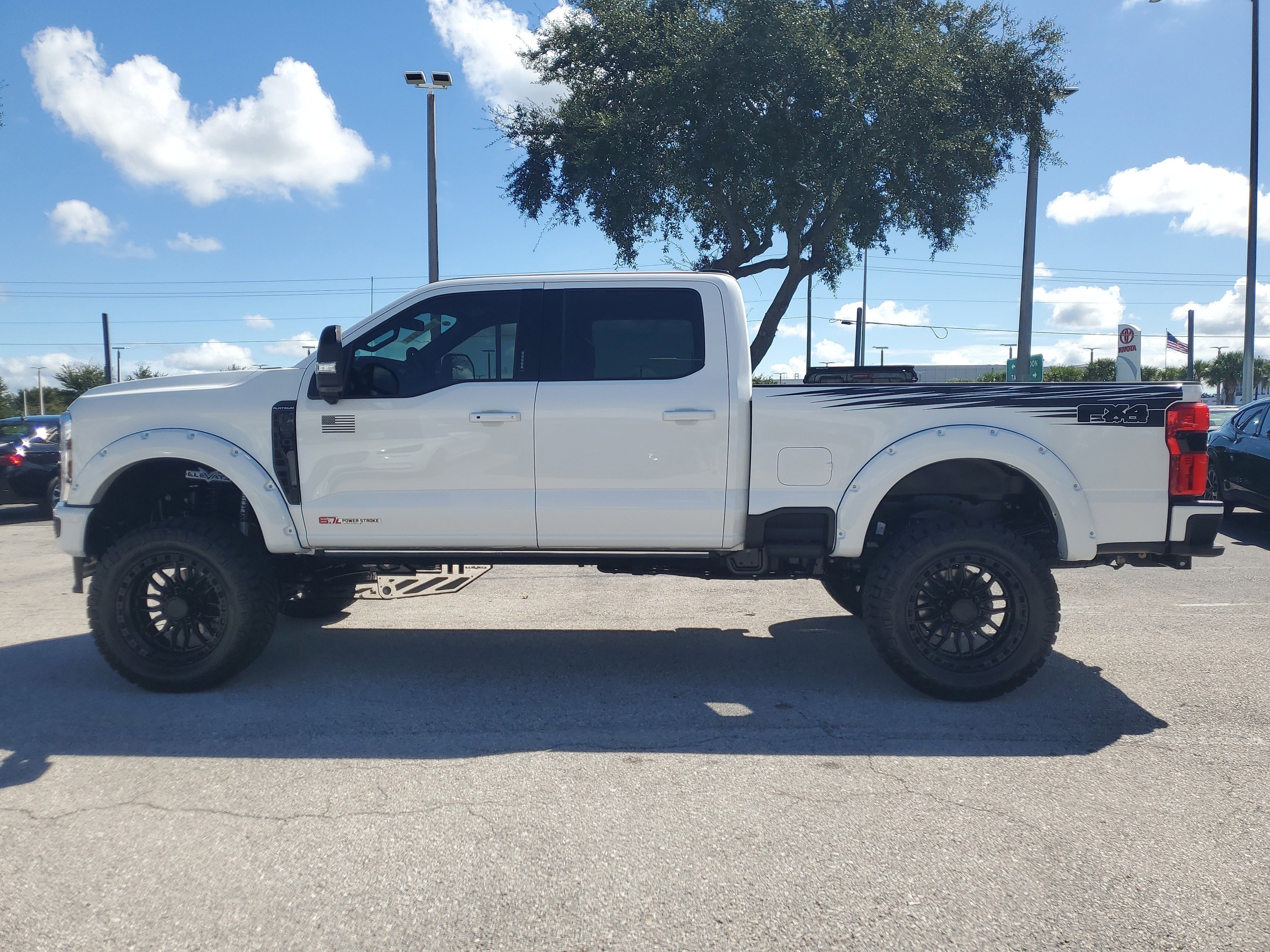 New 2026 Ford F350 Platinum w/ FX4 Off-Road Package image 7