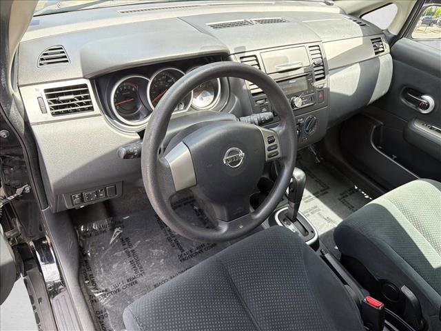 Used 2011 Nissan Versa 1.8 S w/ PWR Plus Pkg image 5