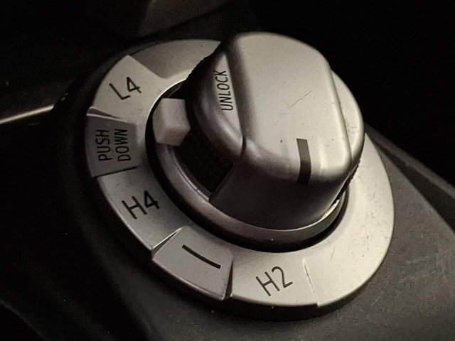 Used 2019 Toyota 4Runner SR5 AWD/4WD image 24