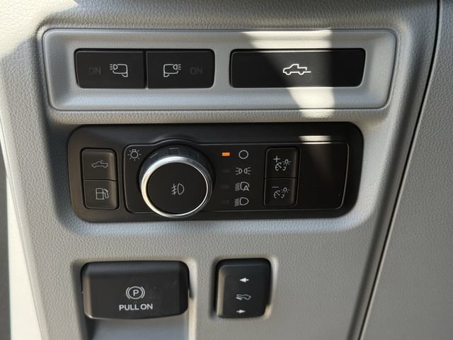 Used 2023 Ford F150 Limited AWD/4WD image 25