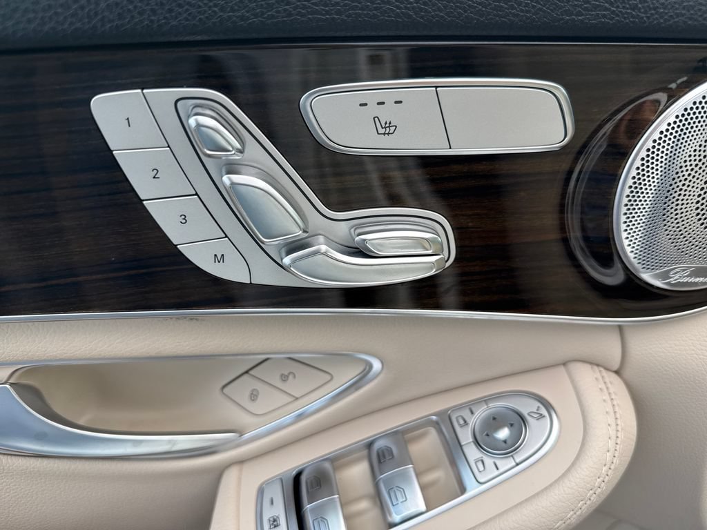 Used 2016 Mercedes-Benz C 300 4MATIC Sedan image 11