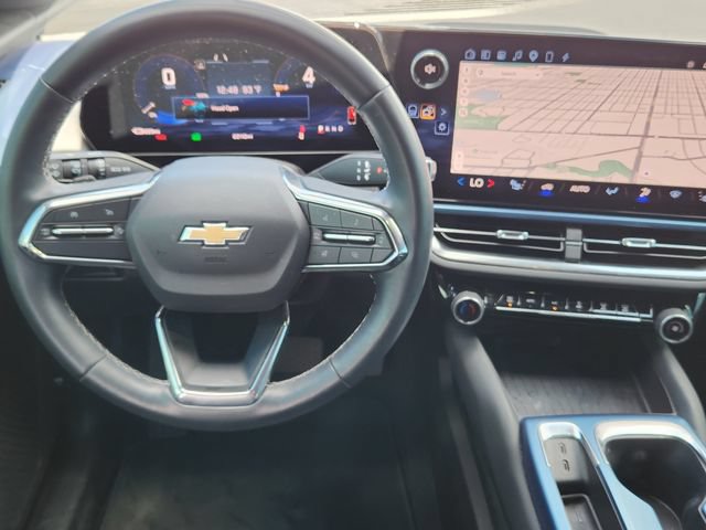 Used 2024 Chevrolet Equinox EV LT FWD image 30