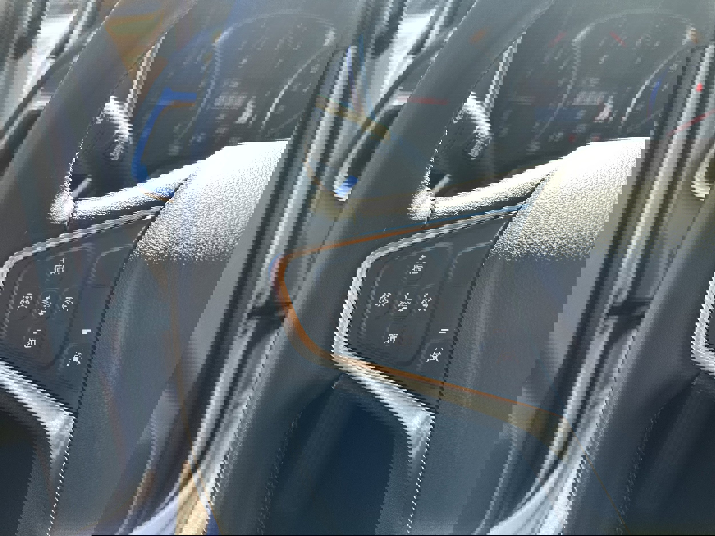 Used 2024 Chevrolet Equinox LT image 25