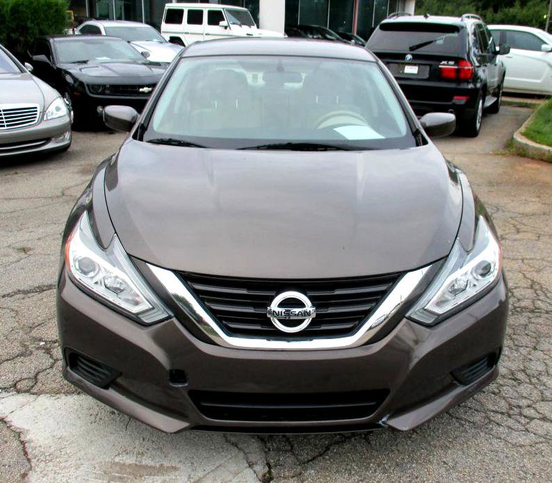 Used 2016 Nissan Altima 2.5 S image 2