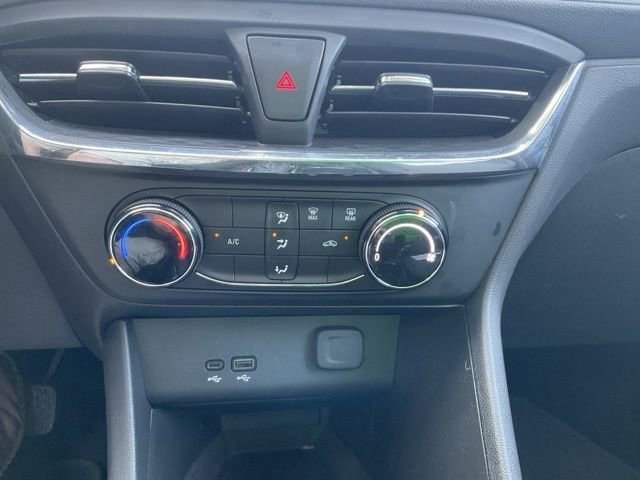 Used 2025 Buick Encore GX Preferred AWD/4WD image 27