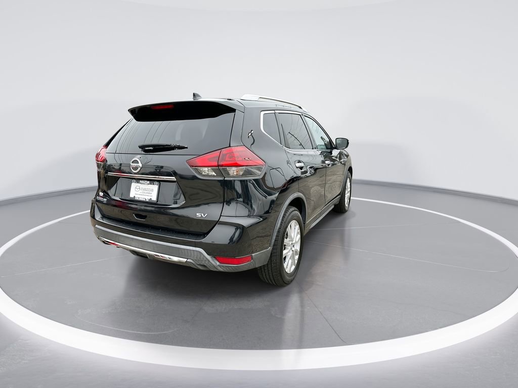 Used 2018 Nissan Rogue SV image 8