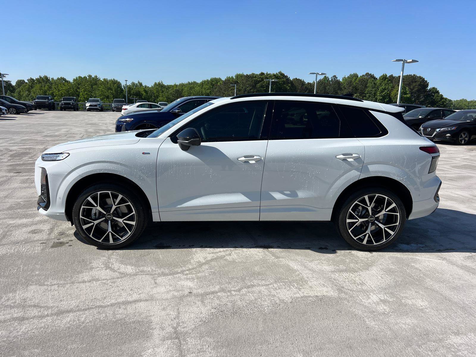 New 2026 Audi Q3 quattro 2.0T image 8