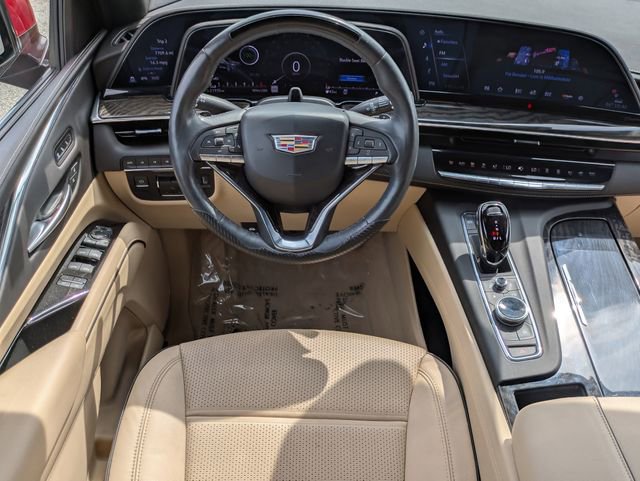 Used 2023 Cadillac Escalade Premium Luxury w/ Performance Package AWD/4WD image 17